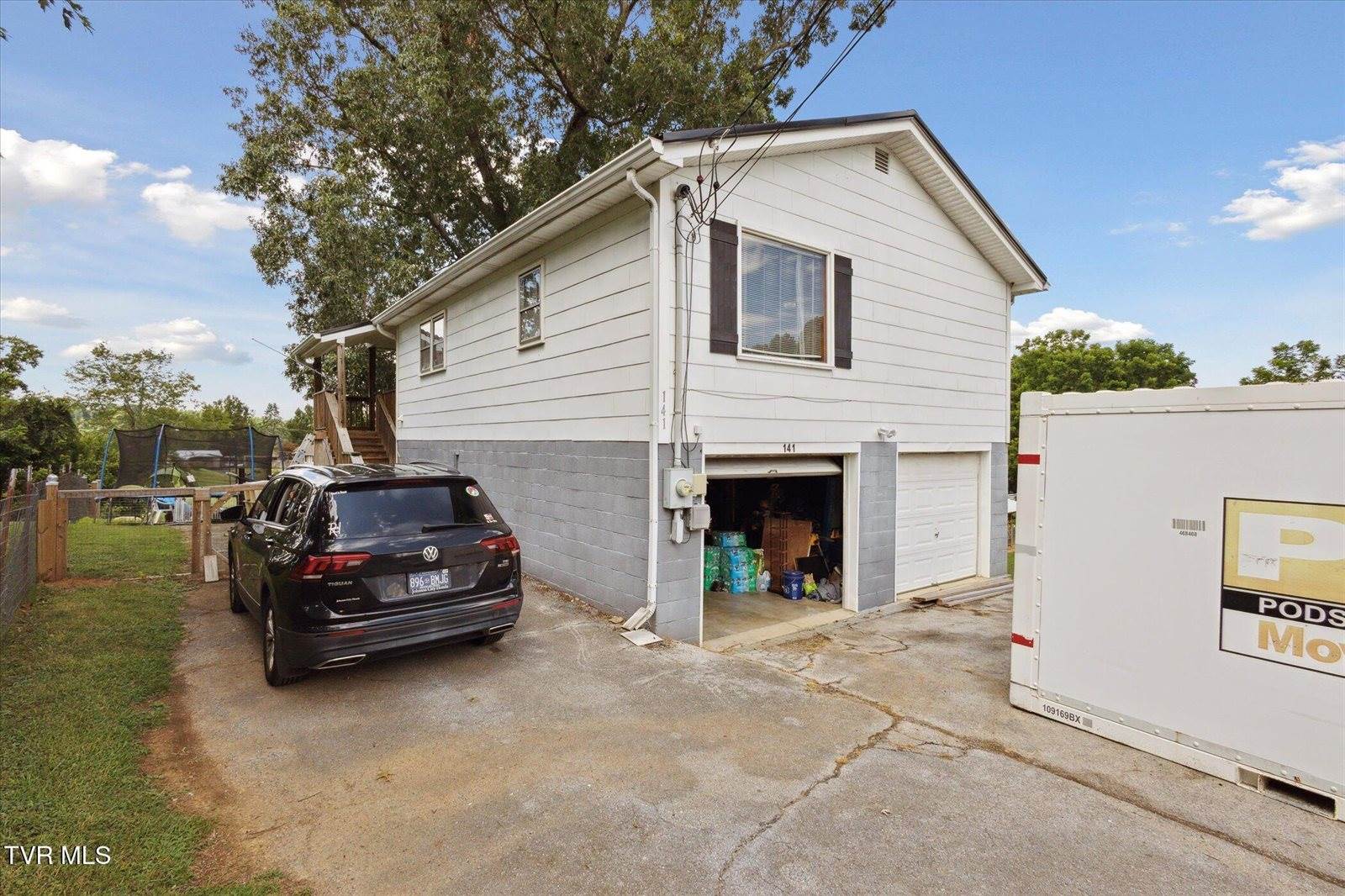 141 Oscar Banks Road, Johnson City, TN 37601