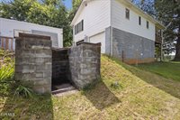 141 Oscar Banks Road, Johnson City, TN 37601
