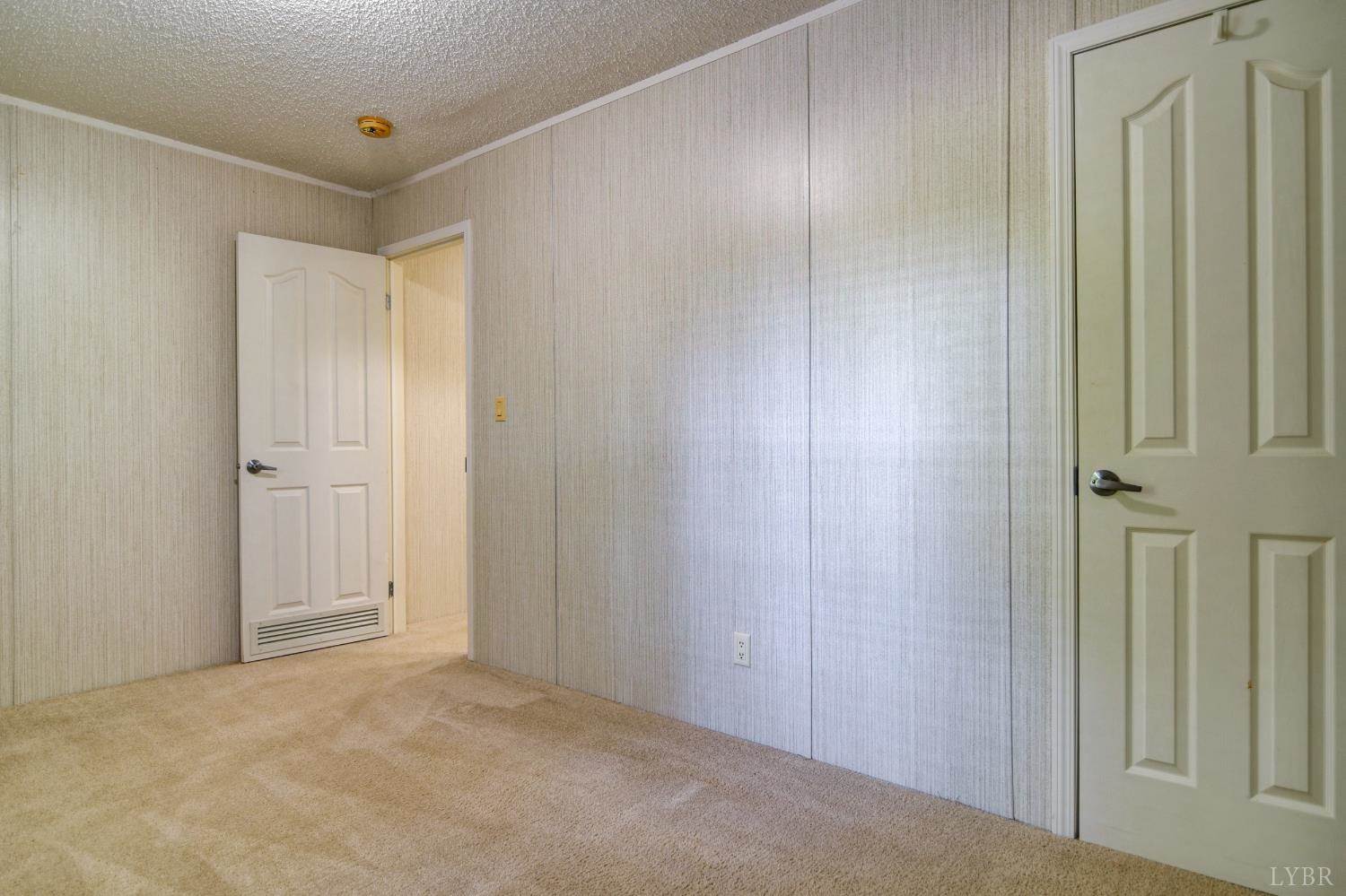 6304 Wards Road, Rustburg, VA 24588