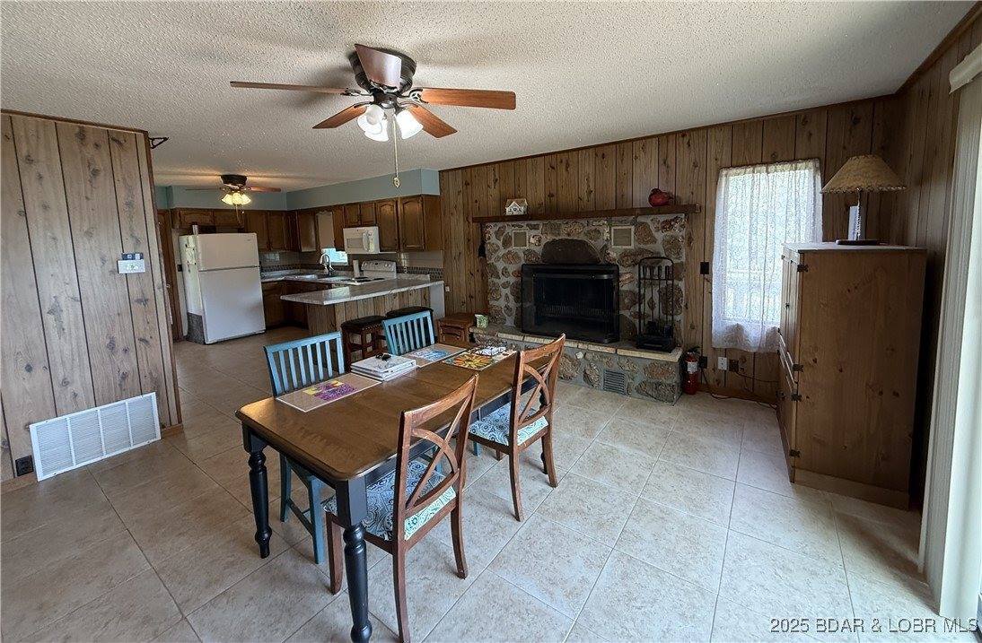 3336 Lick Creek Road, Edwards, MO 65326