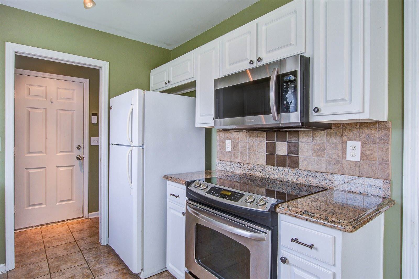 8357 Waltham Road, North Charleston, SC 29406