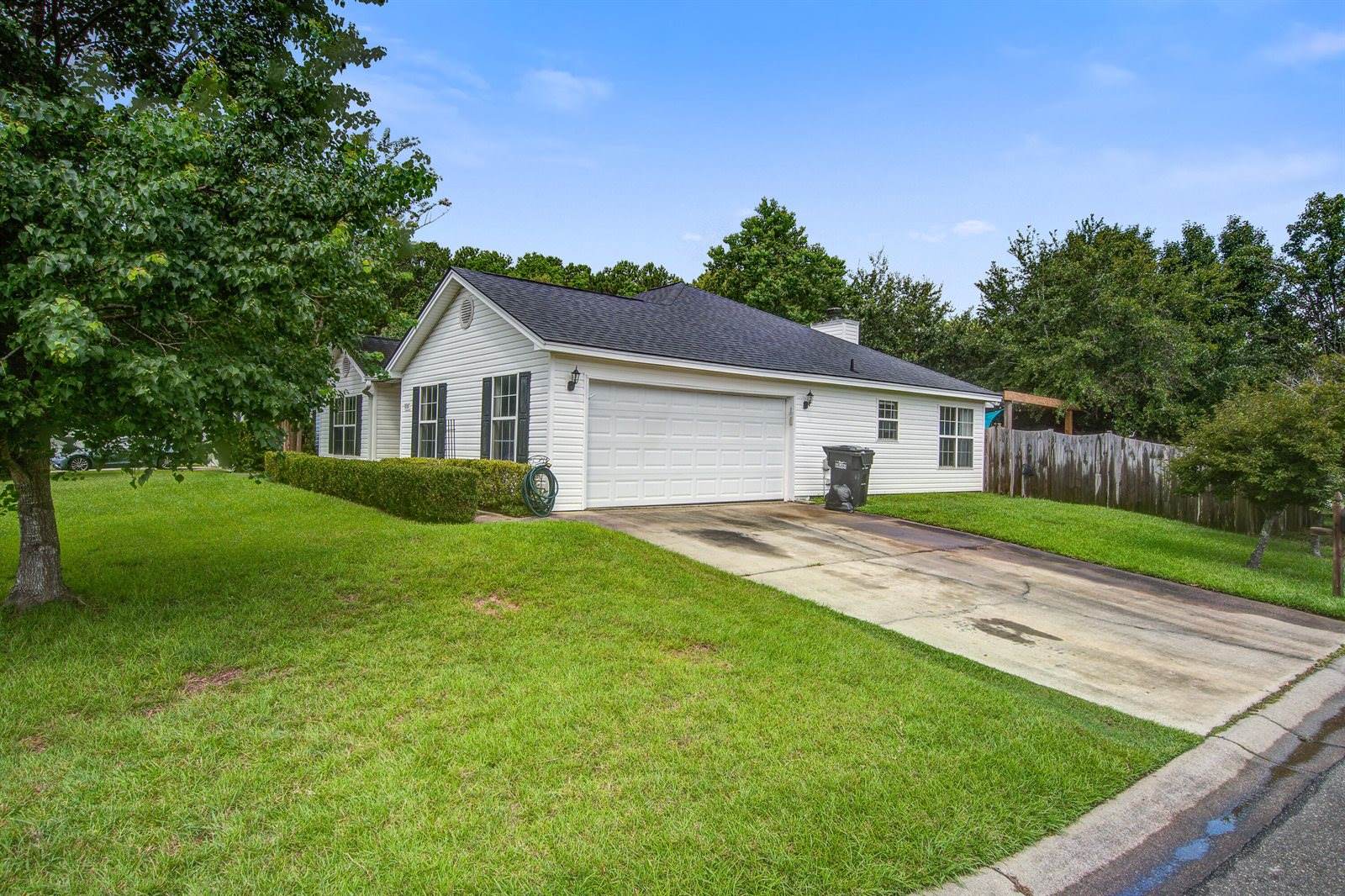 8357 Waltham Road, North Charleston, SC 29406