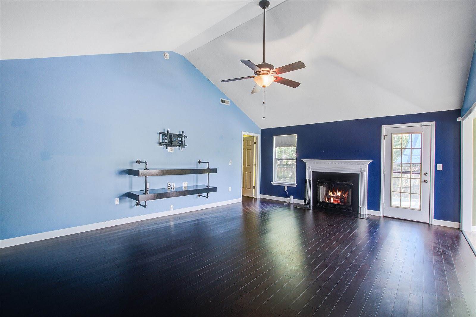 8357 Waltham Road, North Charleston, SC 29406