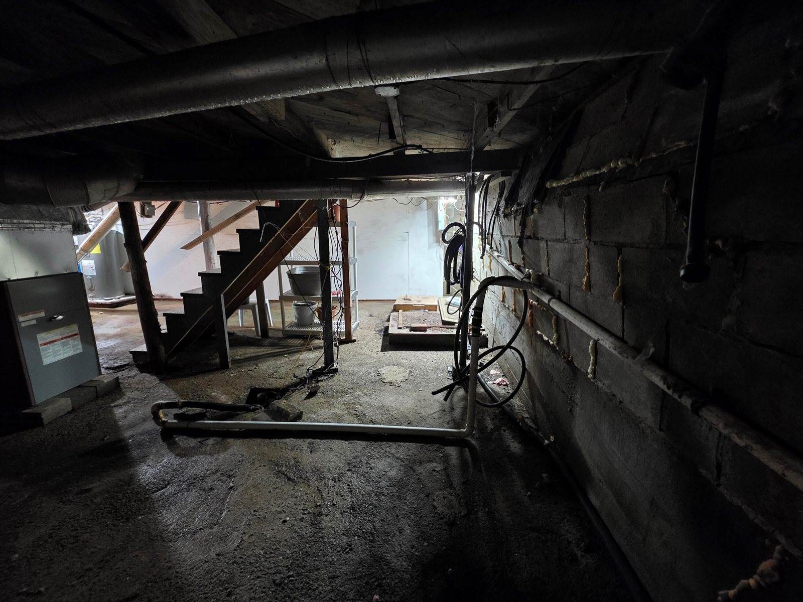 72 West Main Street, Monroe, ME 04951