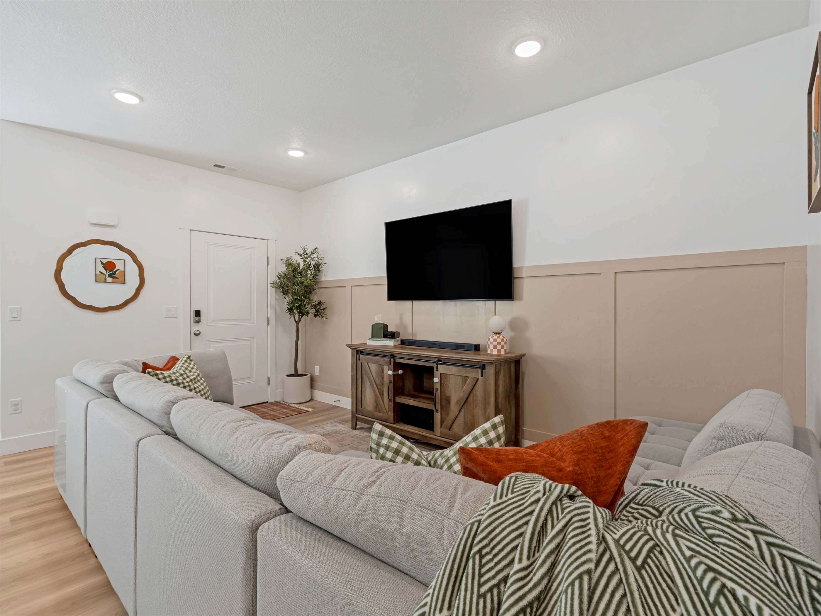 895 North 1280 East, Spanish Fork, UT 84660