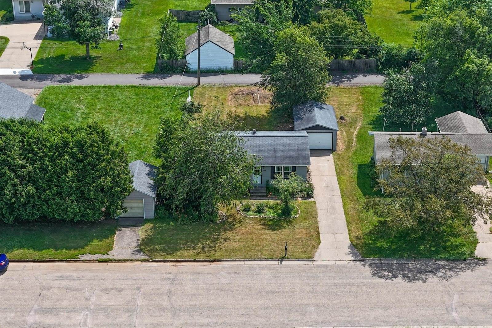 230 N 19th Avenue, Wisconsin Rapids, WI 54495