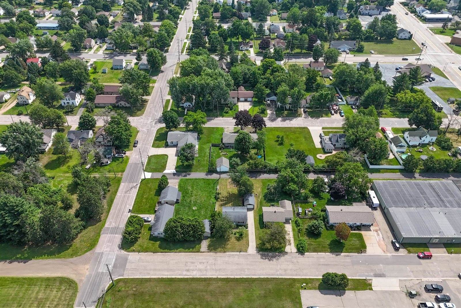 230 N 19th Avenue, Wisconsin Rapids, WI 54495