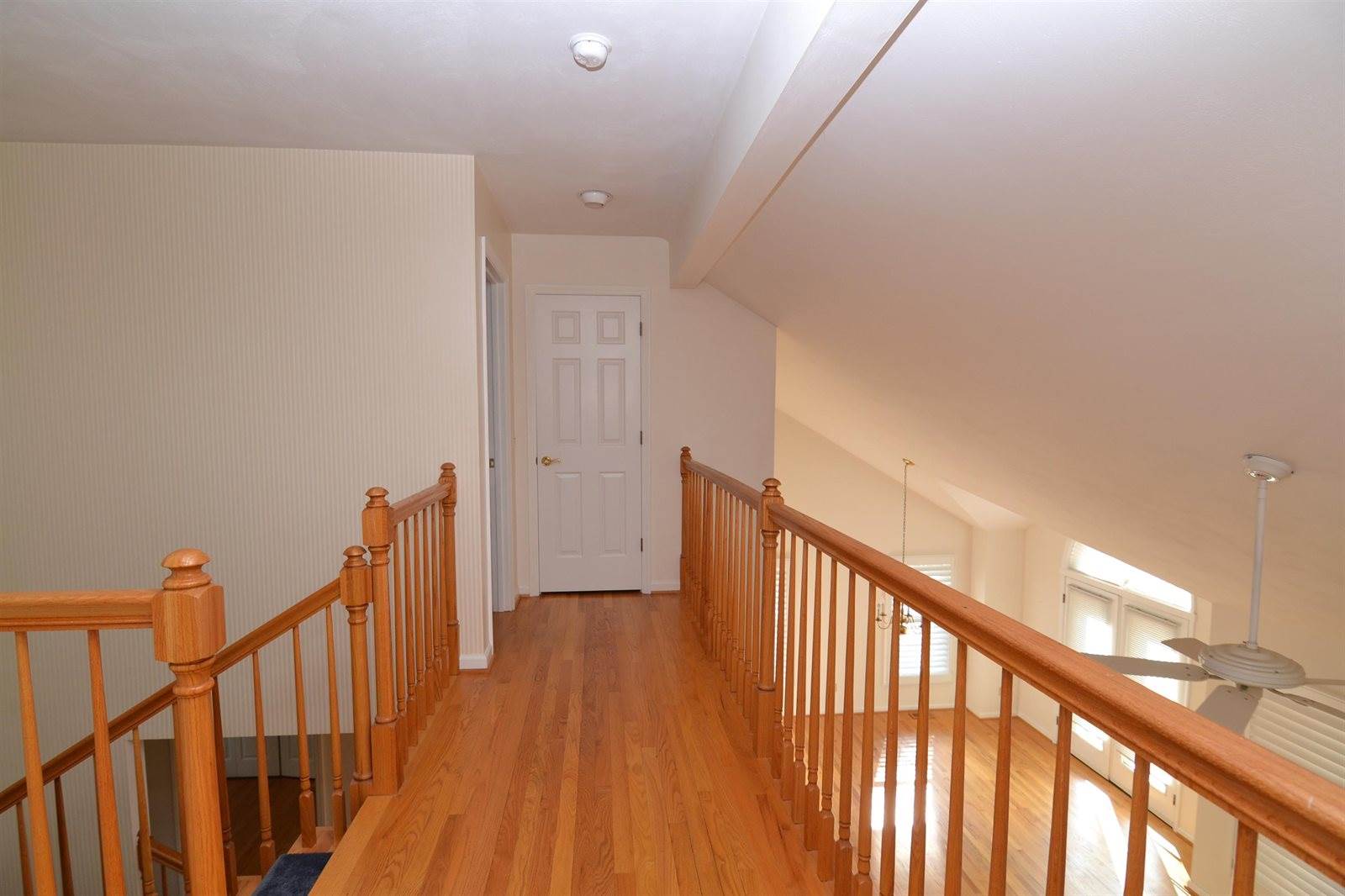 906 VISTA Terrace, Blacksburg, VA 24060