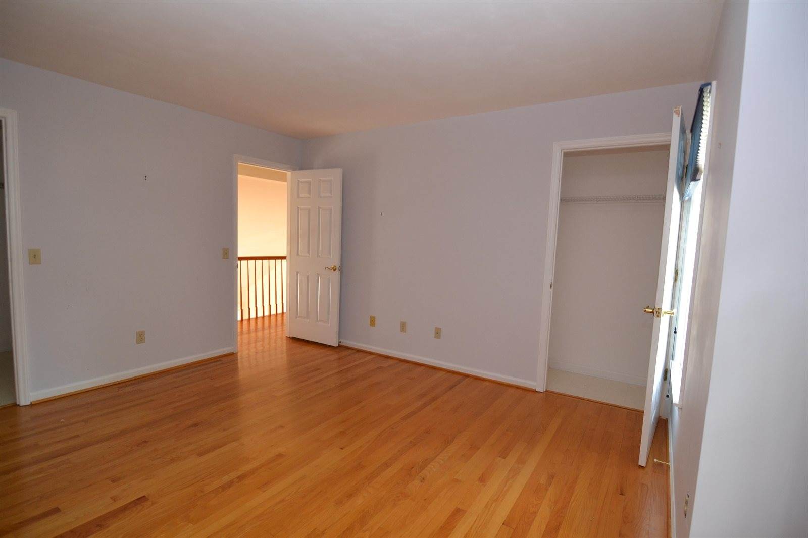 906 VISTA Terrace, Blacksburg, VA 24060