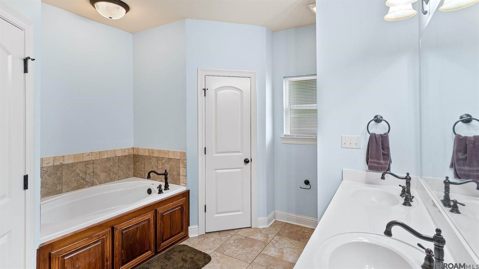 3121 Parish Rd, Thibodaux, LA 70301