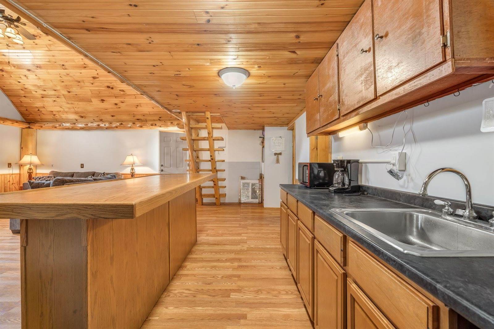 612 Main Road, Burlington, ME 04417