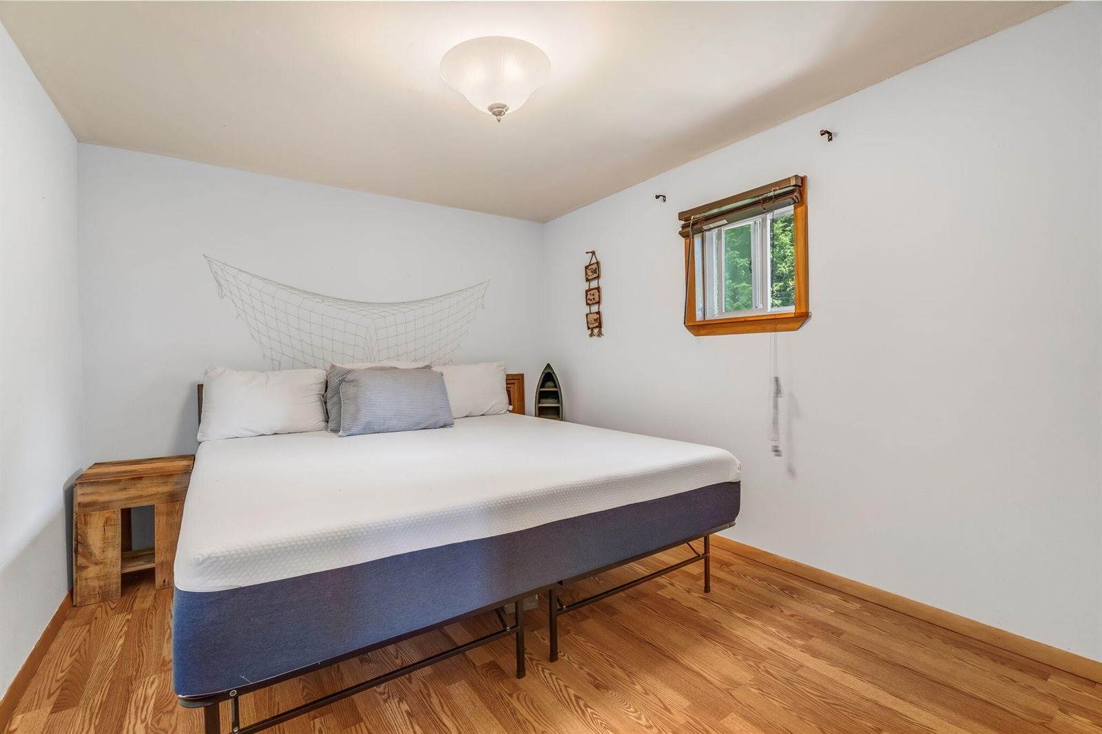 612 Main Road, Burlington, ME 04417