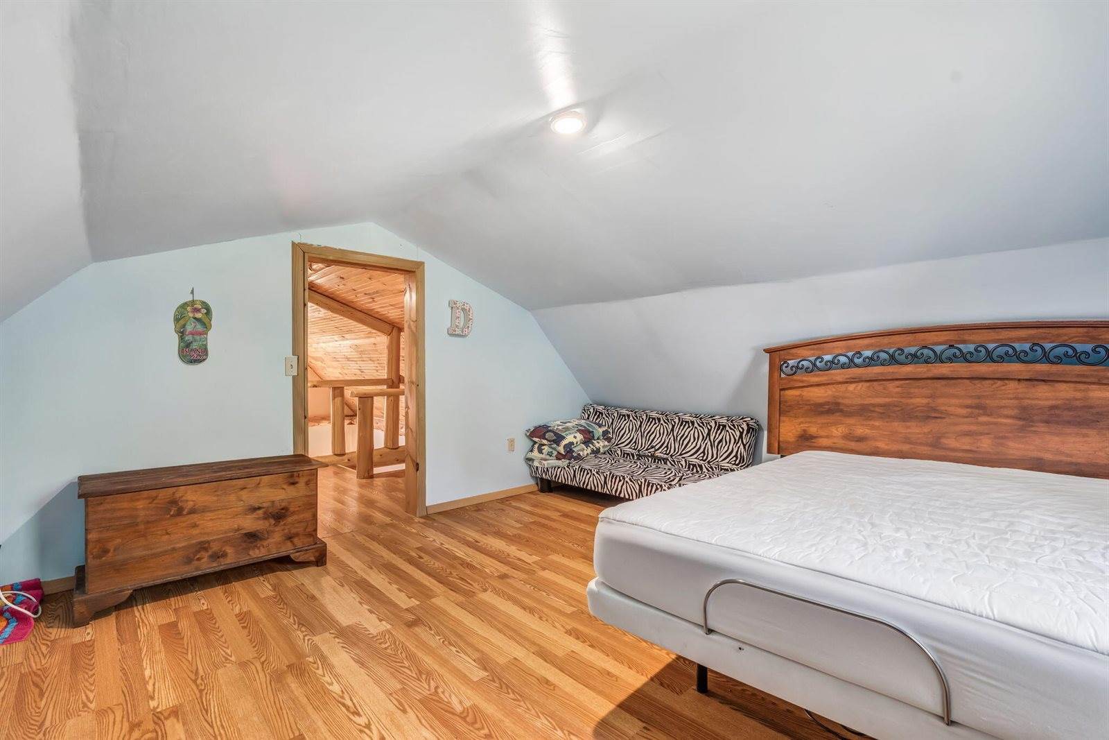 612 Main Road, Burlington, ME 04417