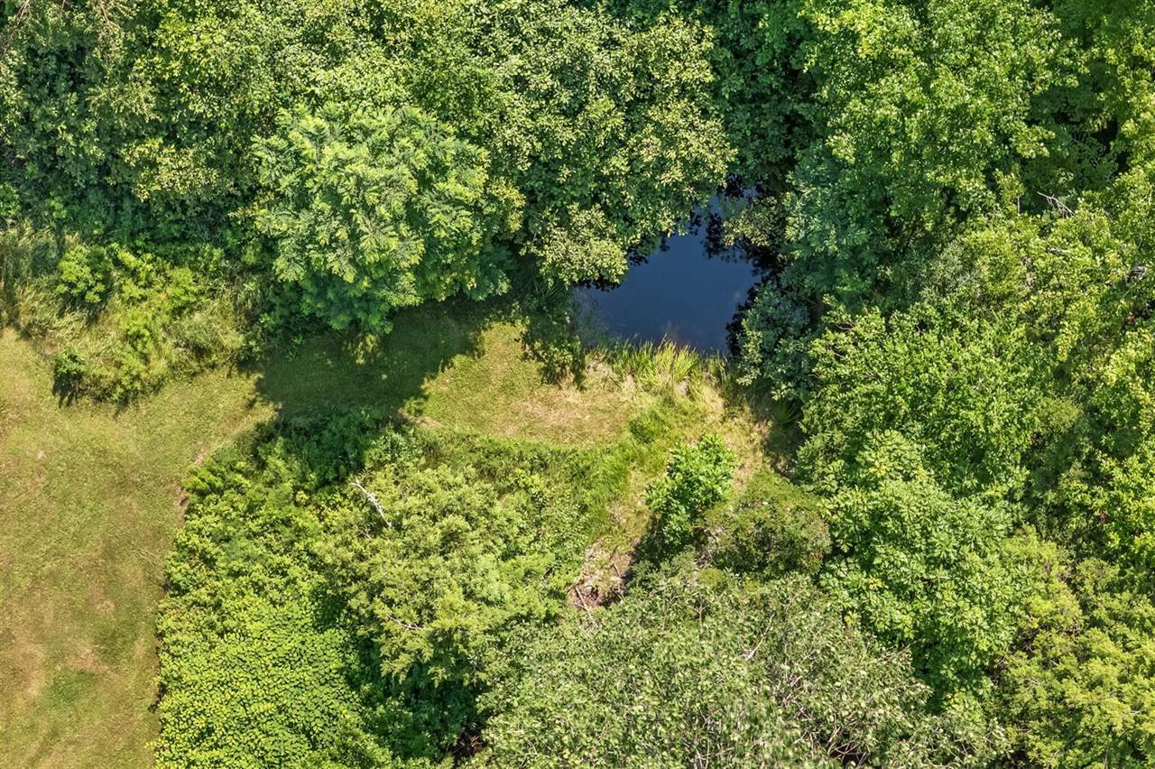 612 Main Road, Burlington, ME 04417