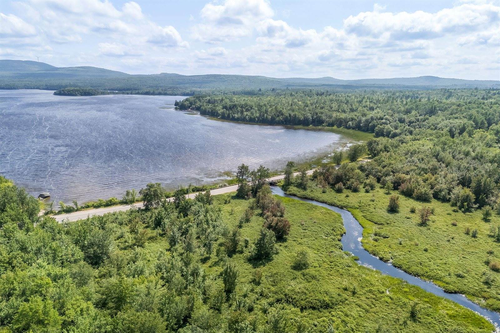 612 Main Road, Burlington, ME 04417