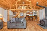 612 Main Road, Burlington, ME 04417