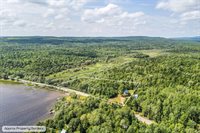 612 Main Road, Burlington, ME 04417