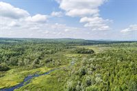 612 Main Road, Burlington, ME 04417