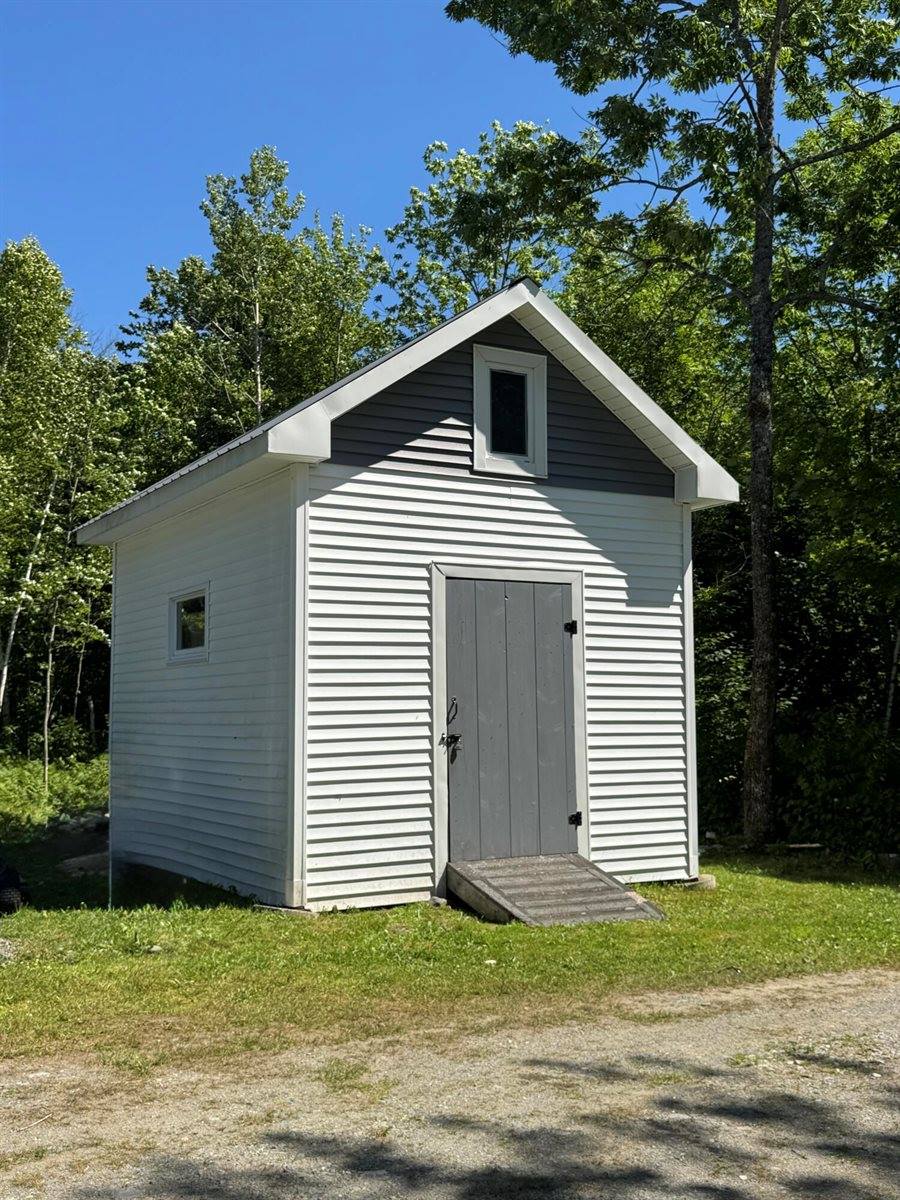 163 Blaine Avenue, Guilford, ME 04443