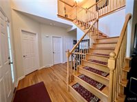 9142 Frenchmans Creek Drive, Lysander, NY 13135