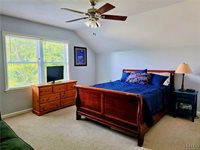 9142 Frenchmans Creek Drive, Lysander, NY 13135