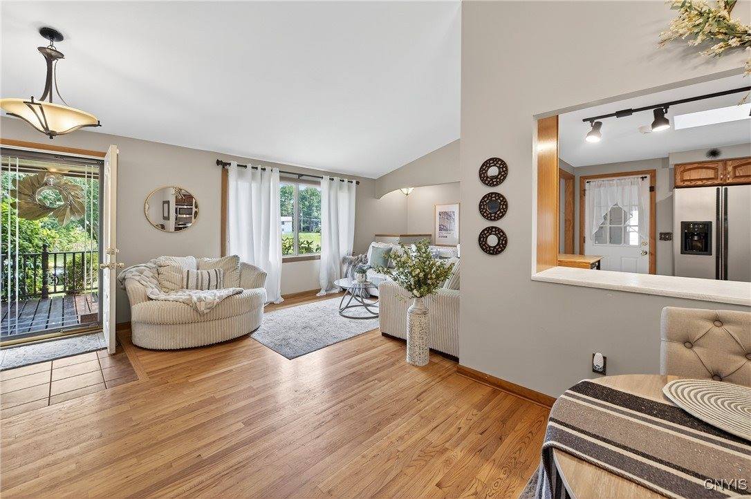 4190 Gemini, Clay, NY 13090