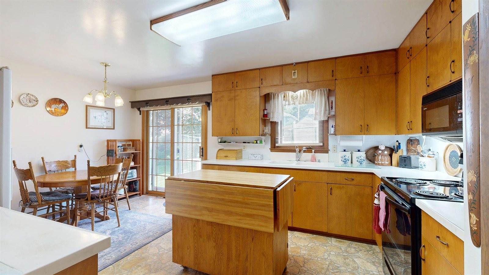 104 Elm St, Westby, WI 54667