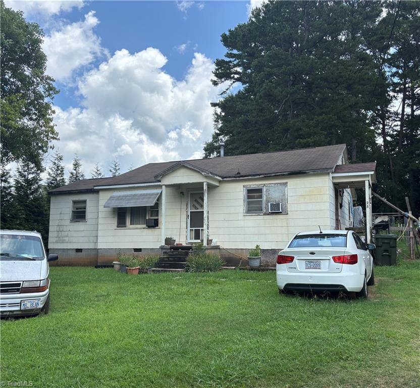 25 Cedar Lodge Road, Thomasville, NC 27360