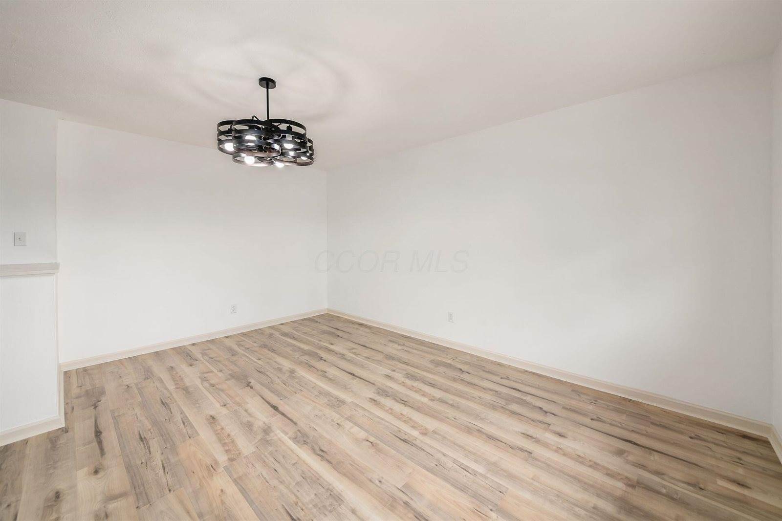 3735 Christie Road West, Columbus, OH 43207