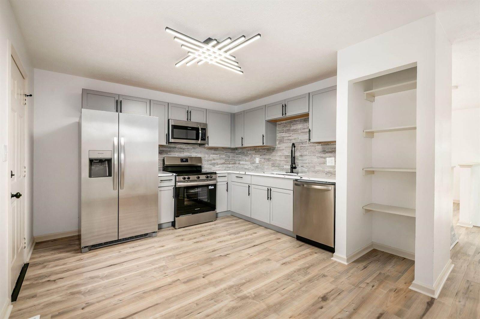 3735 Christie Road West, Columbus, OH 43207