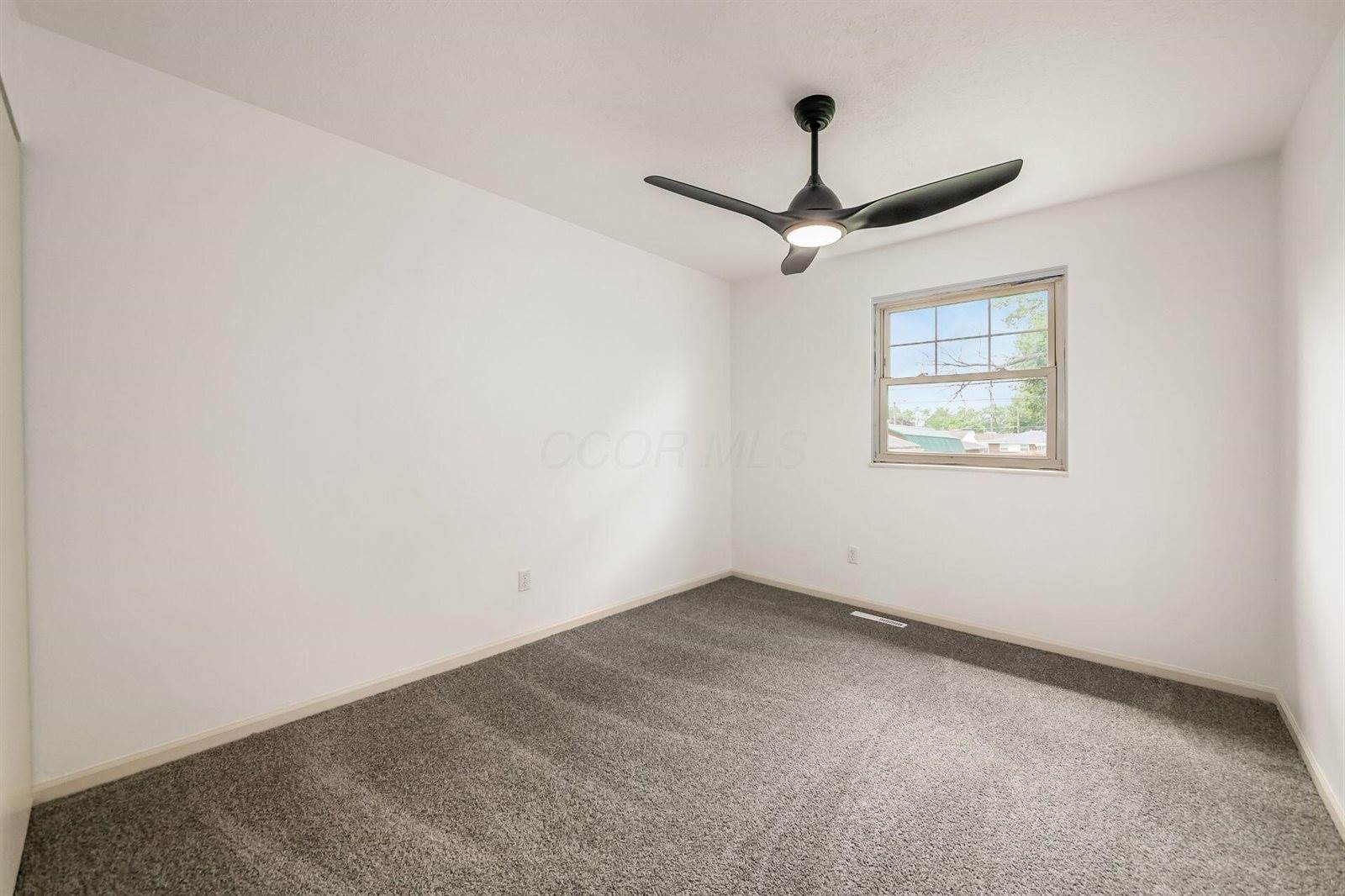 3735 Christie Road West, Columbus, OH 43207