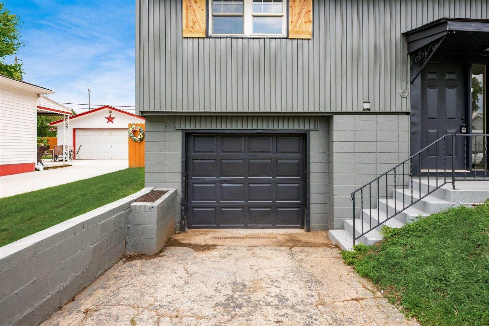 3735 Christie Road West, Columbus, OH 43207