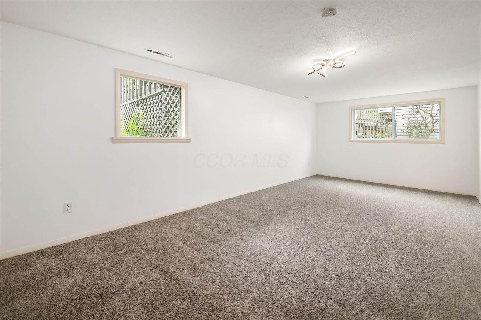 3735 Christie Road West, Columbus, OH 43207