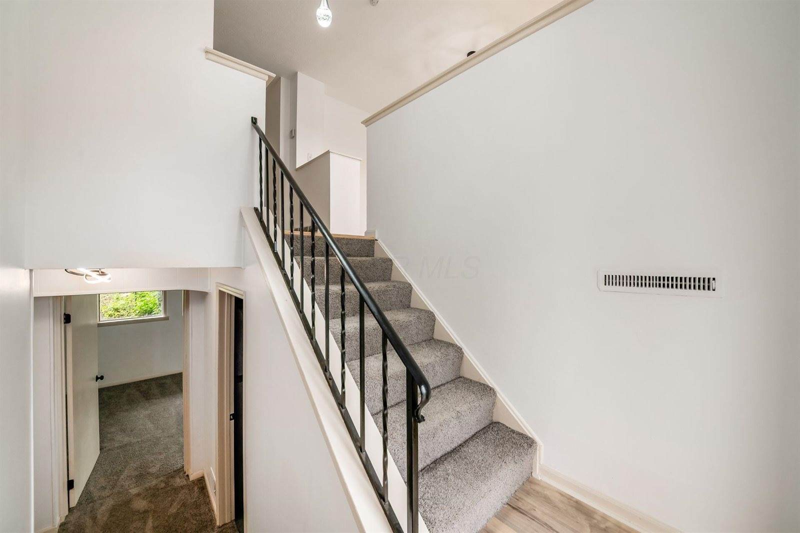 3735 Christie Road West, Columbus, OH 43207