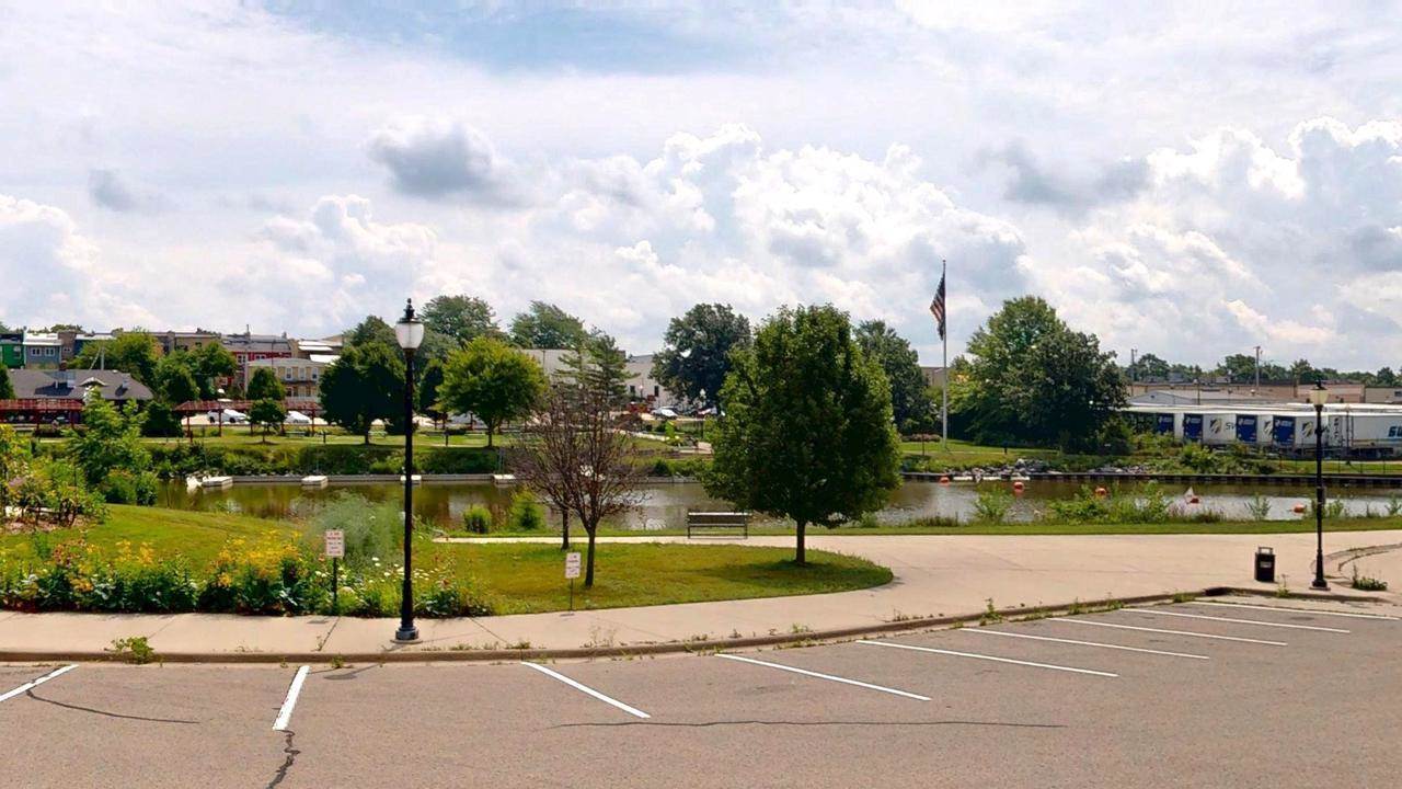 204 Wisconsin Drive, Jefferson, WI 53549