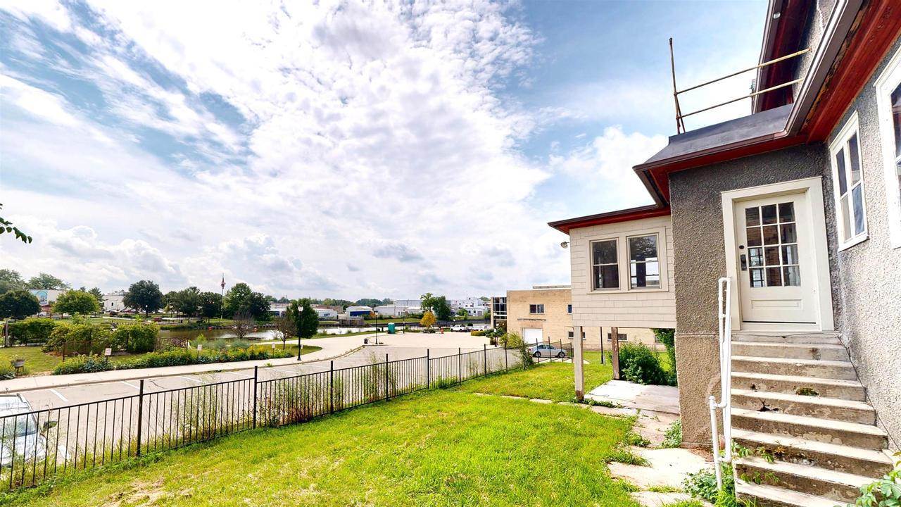 204 Wisconsin Drive, Jefferson, WI 53549