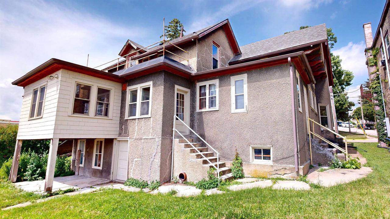 204 Wisconsin Drive, Jefferson, WI 53549