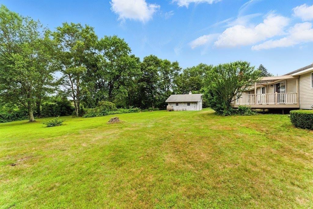 612 N Liberty St, Belchertown, MA 01007