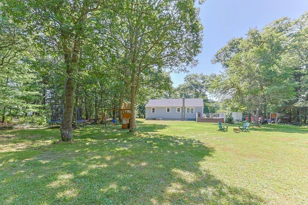 435 Old Mill Rd, Barnstable, MA 02655