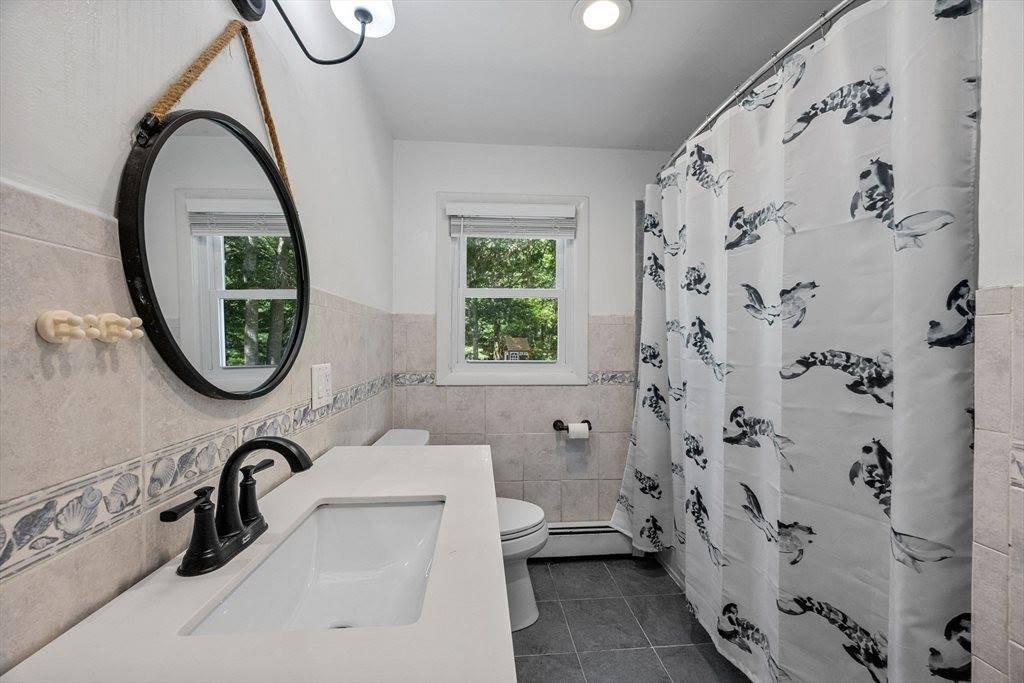 435 Old Mill Rd, Barnstable, MA 02655