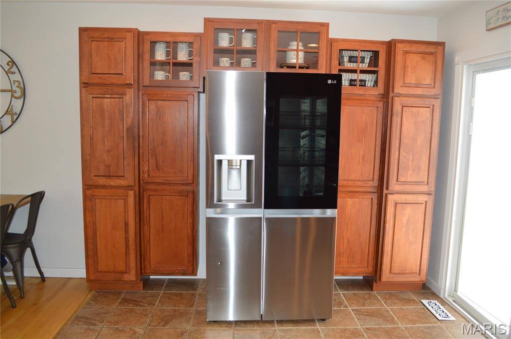 25 Bernie Circle, Maryland Heights, MO 63043