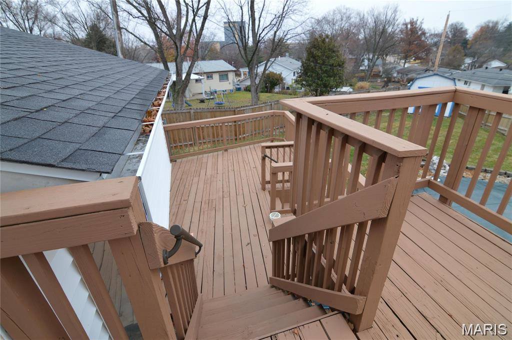 25 Bernie Circle, Maryland Heights, MO 63043