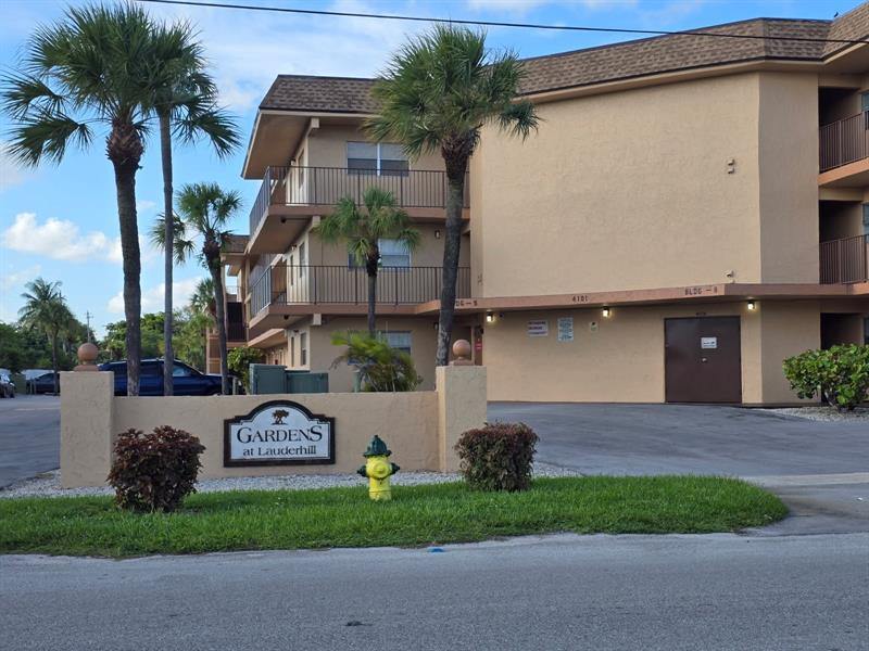 Address Not Available, Lauderhill, FL 33313