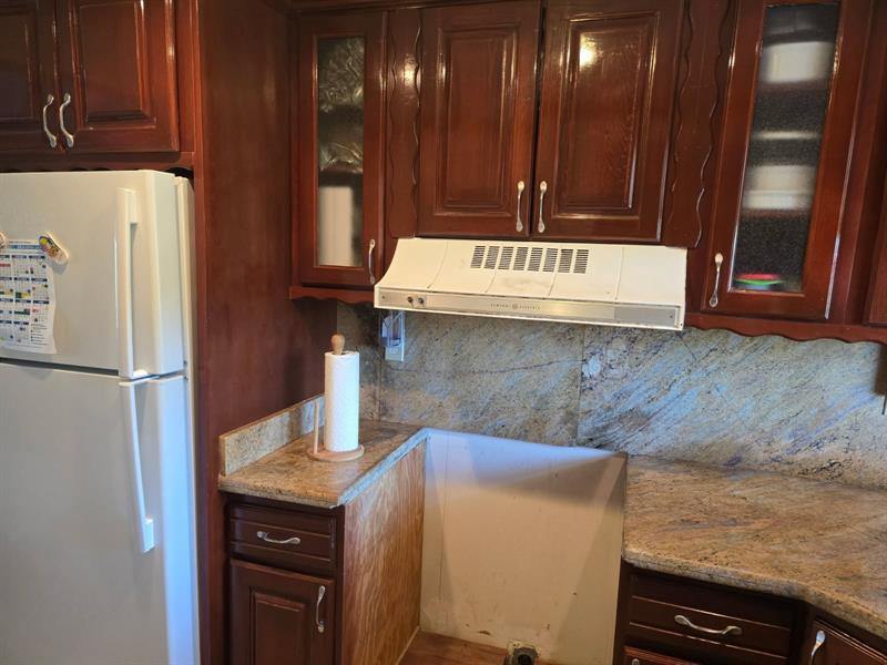 Address Not Available, Lauderhill, FL 33313