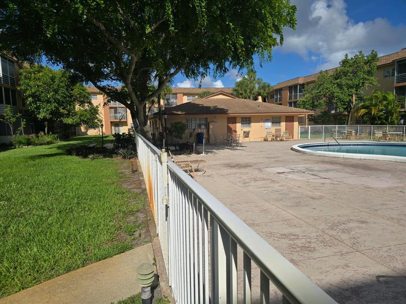 Address Not Available, Lauderhill, FL 33313