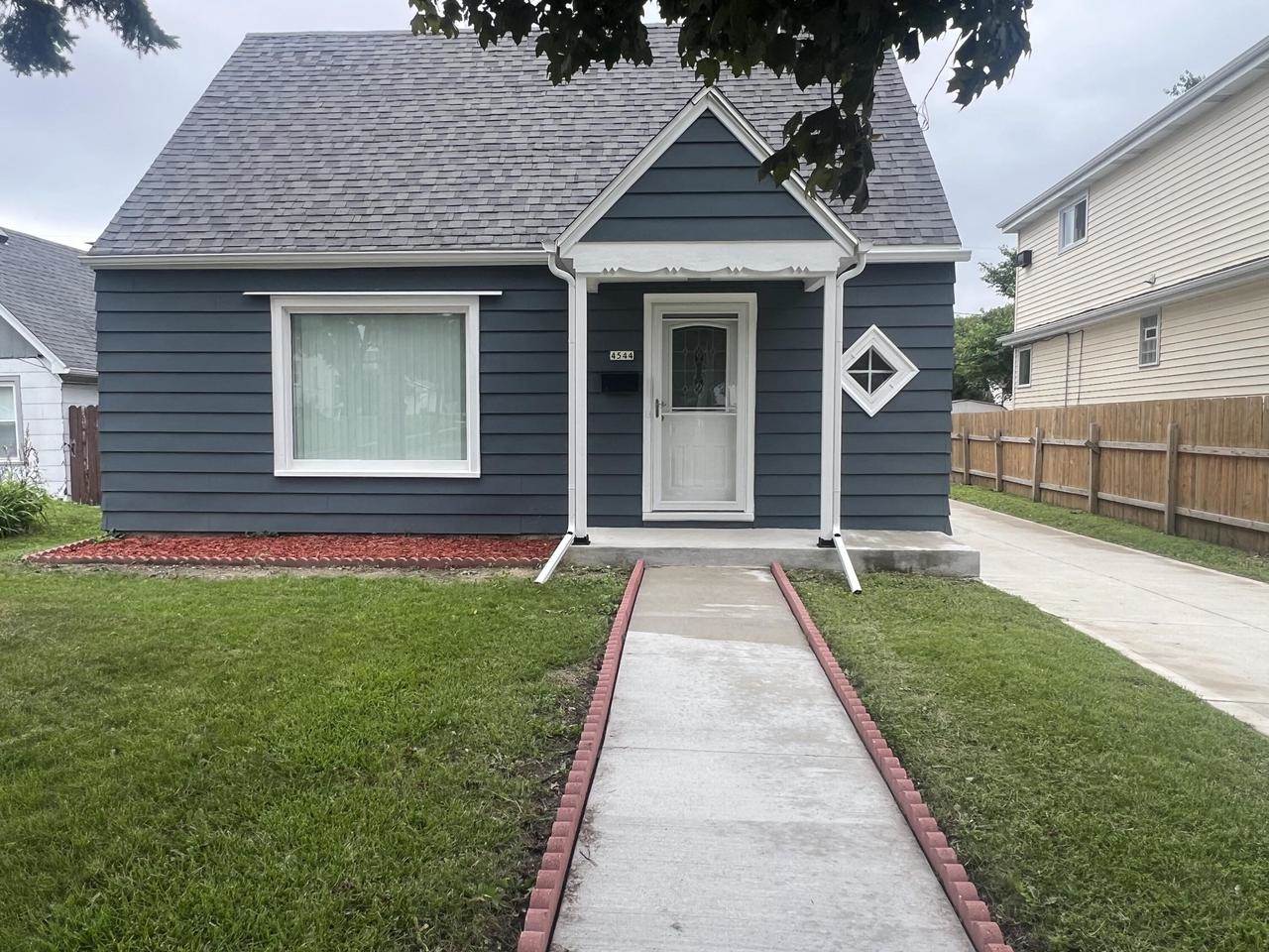 4544 S Quincy AVENUE, Milwaukee, WI 53207