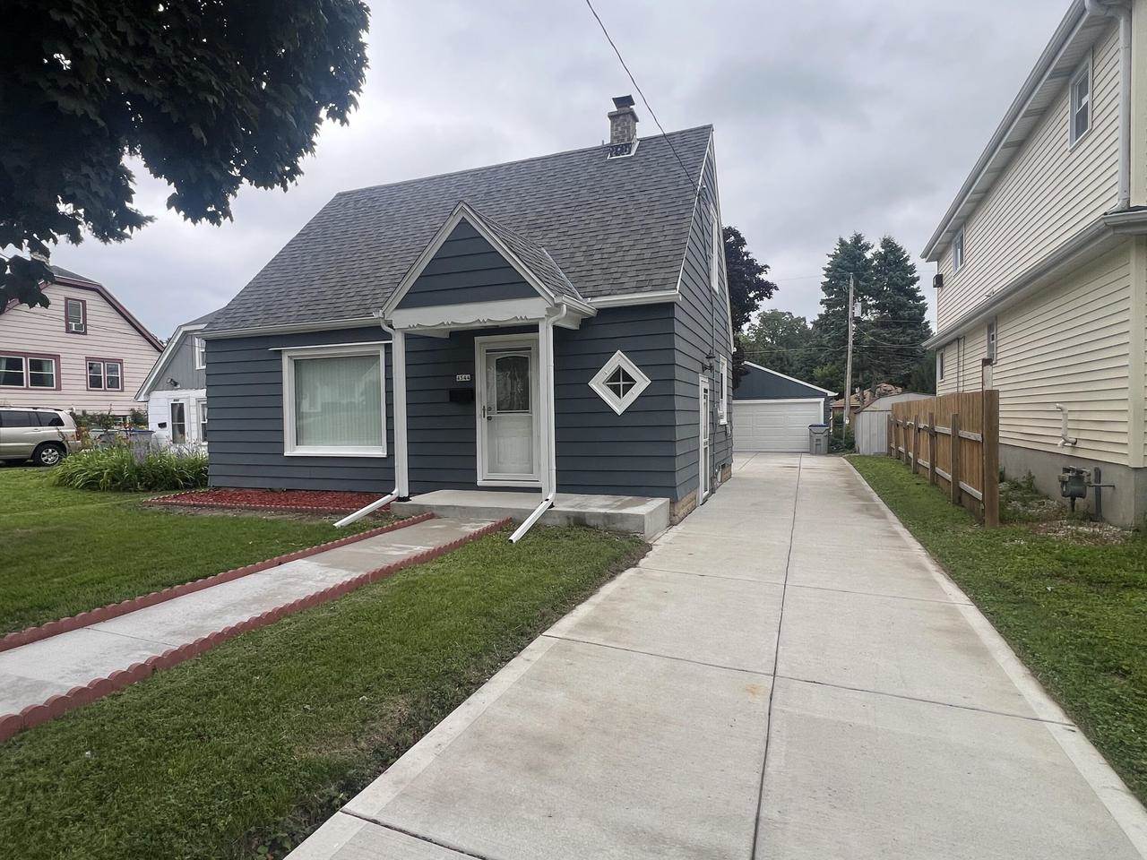 4544 S Quincy AVENUE, Milwaukee, WI 53207