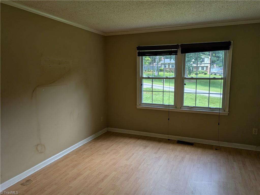 790 Shellhabour Boulevard, Rural Hall, NC 27045