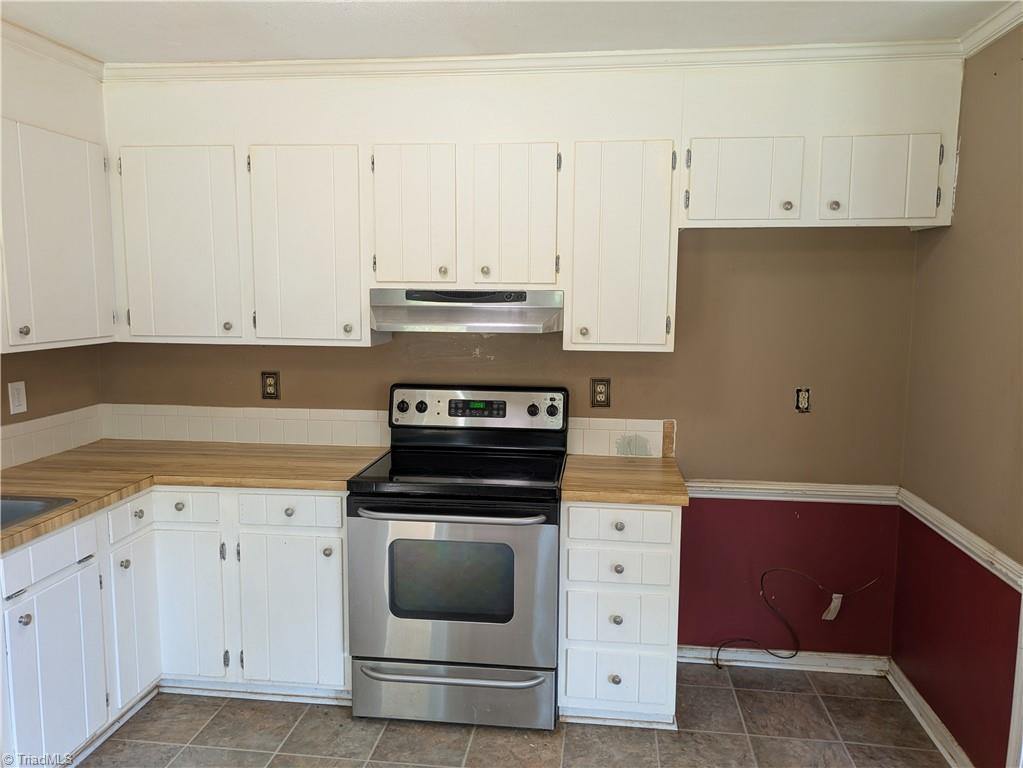 790 Shellhabour Boulevard, Rural Hall, NC 27045