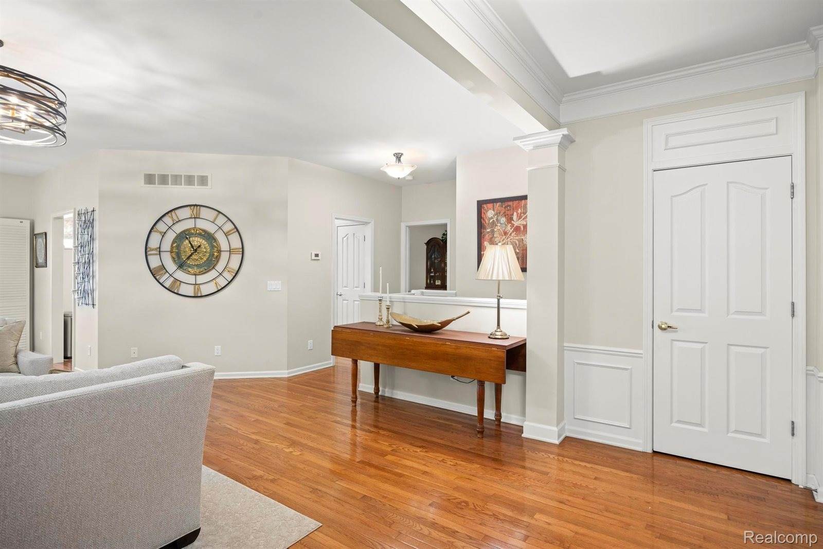 1114 Rock Valley Drive, RochesterCity_Oakland, MI 48307